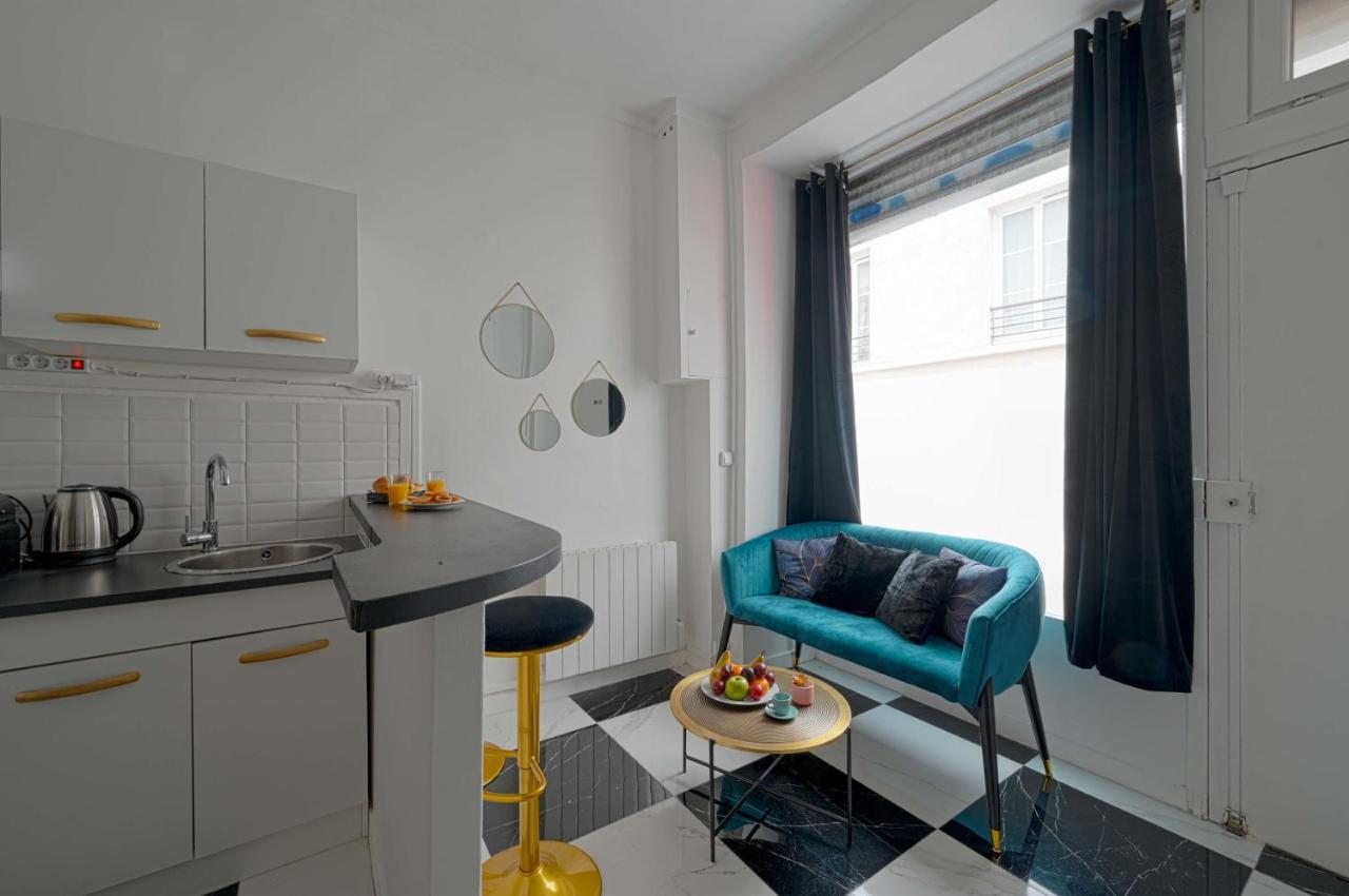 Black & White - Chic & Petit Maison- Pigalle 9Eme Paris Exterior foto